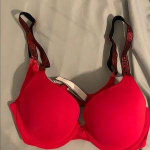 Victoria secret push up bra